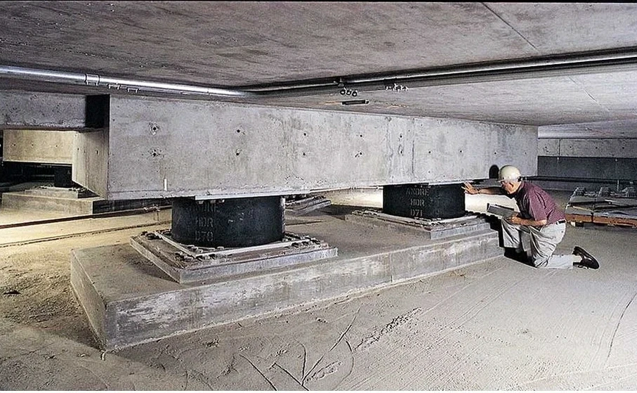 Base Isolator Engineering & Seismic Isolation Design in Richmond Hill